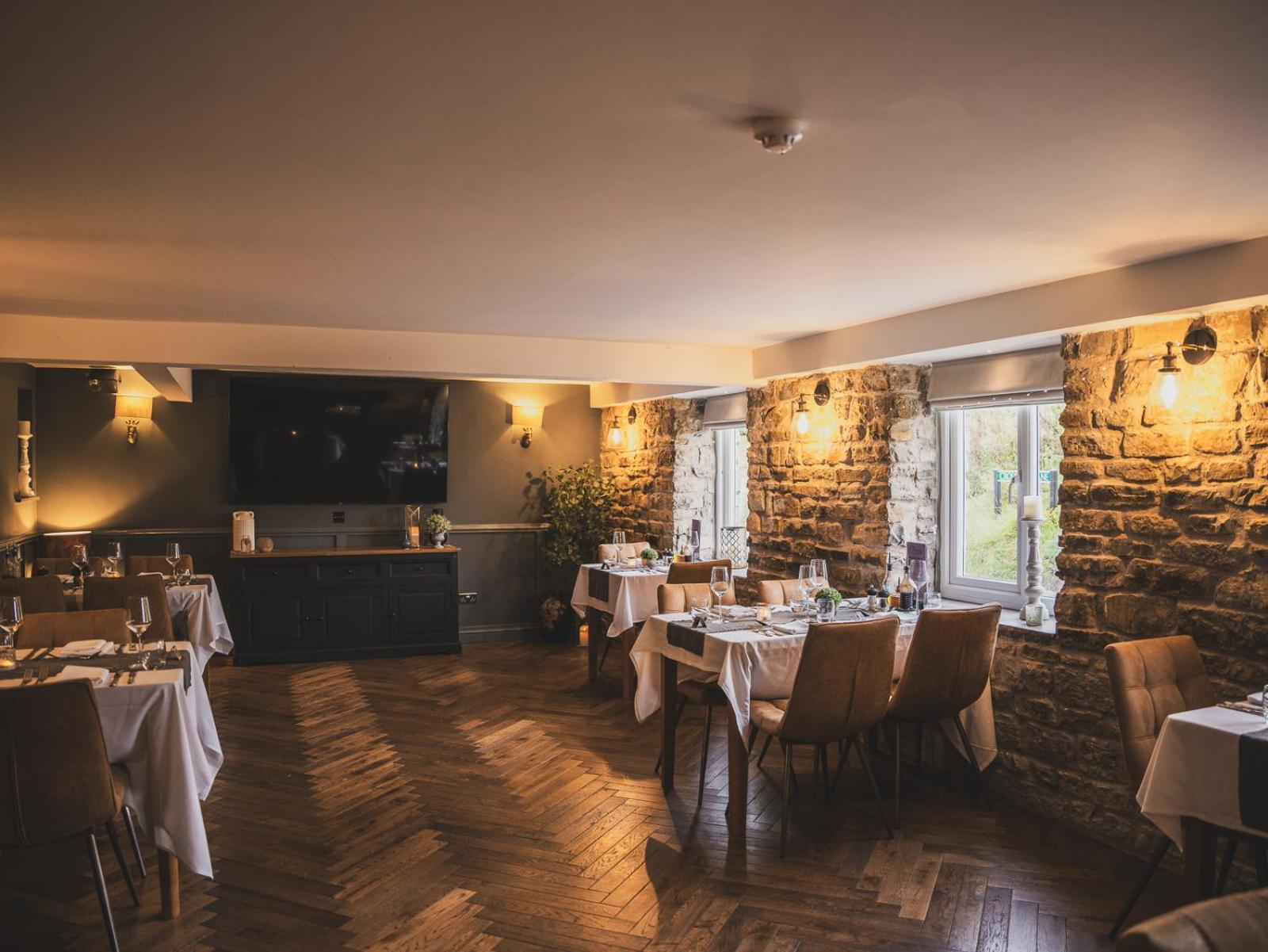 فندق Crossways ويلْزْ المظهر الخارجي الصورة The restaurant at The Old Stamp House